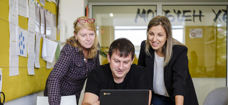DigitalAcademy_Yettelprepodavame.jpg
