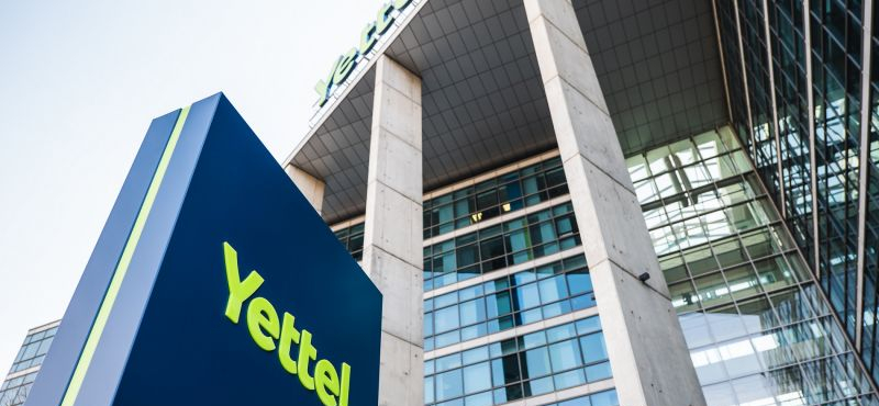 Yettel180926.jpg