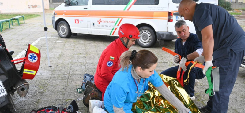 paramedics.jpg