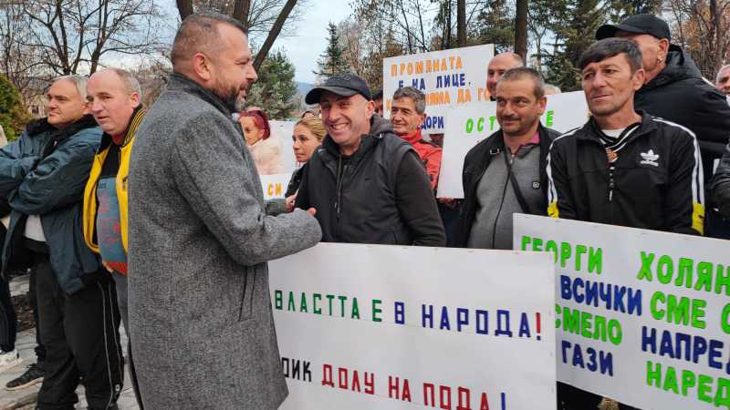 rakitovo_protest_holianov2.jpg