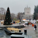 Довечера палят светлините на елхата и откриват Коледния базар